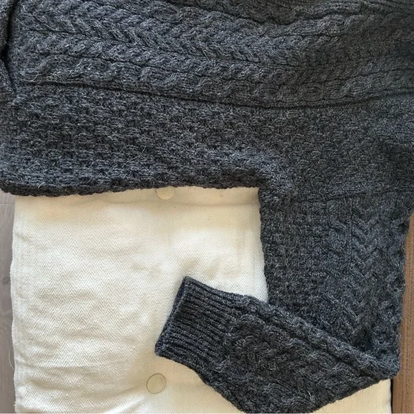 Dark Gray Blarney Woollen Mills Pure New Wool Cardigan Sweater Large - Picture 5 of 12